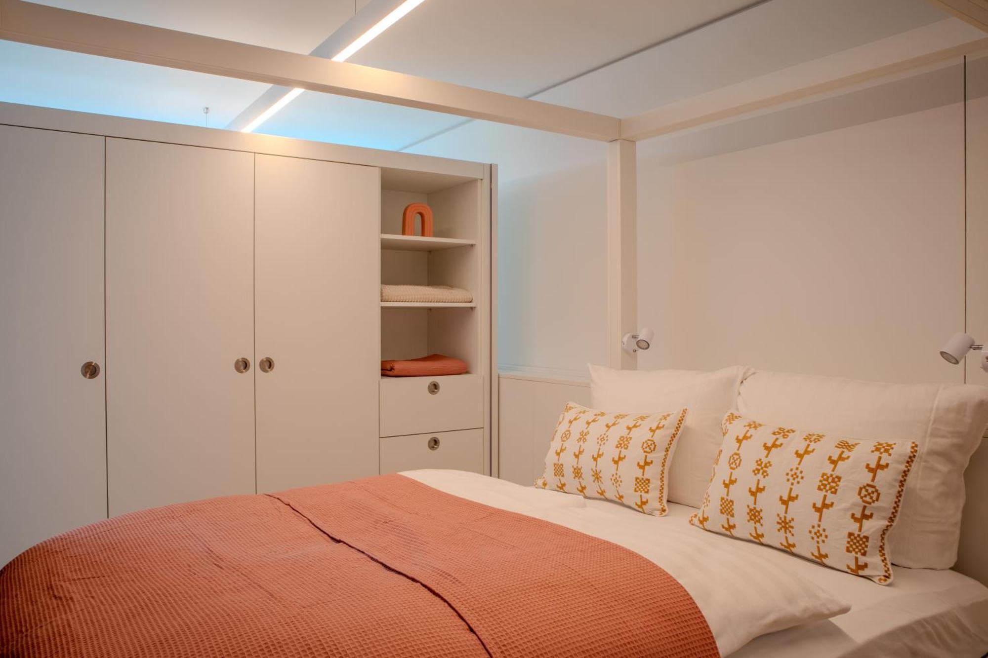 Loewe Apartments Am Rheinfall Neuhausen Am Rheinfall Kültér fotó